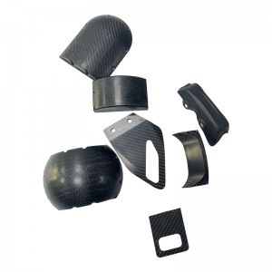 ชิ้นส่วนอัตโนมัติคาร์บอนไฟเบอร์ที่กำหนดเอง 3K ชิ้นส่วนรถยนต์คาร์บอนไฟเบอร์ทแยง